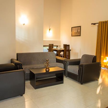 C Son Villa Bentota Exterior photo
